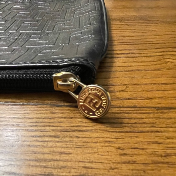 Fendi embossed leather vintage clutch ~ circa 1990 - Picture 3 of 10